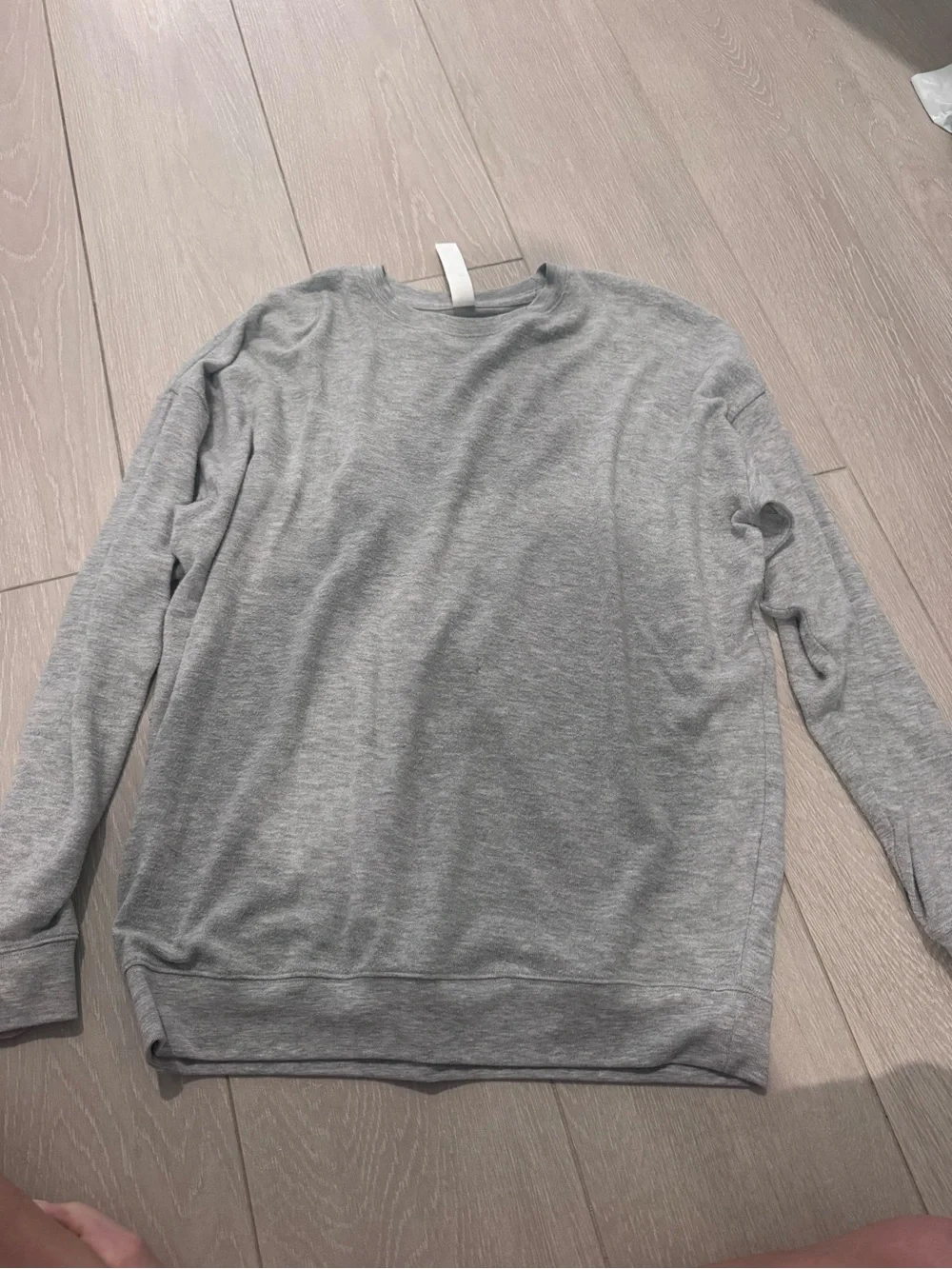 ALO Yoga Athletic Heather Grey Soho Pullover